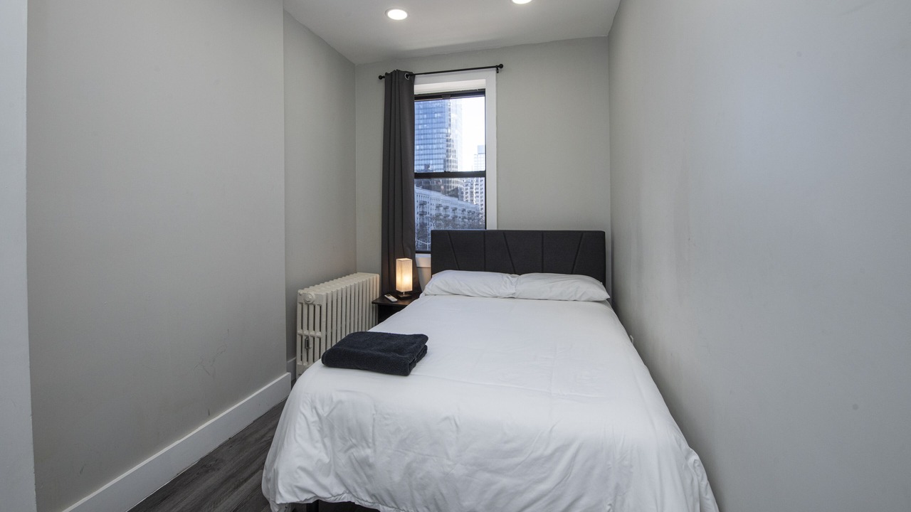 Photo of Bedroom in Central Park South