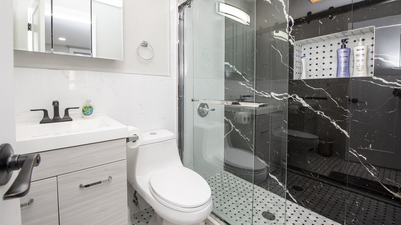 Photo of Bathroom in Central Park South