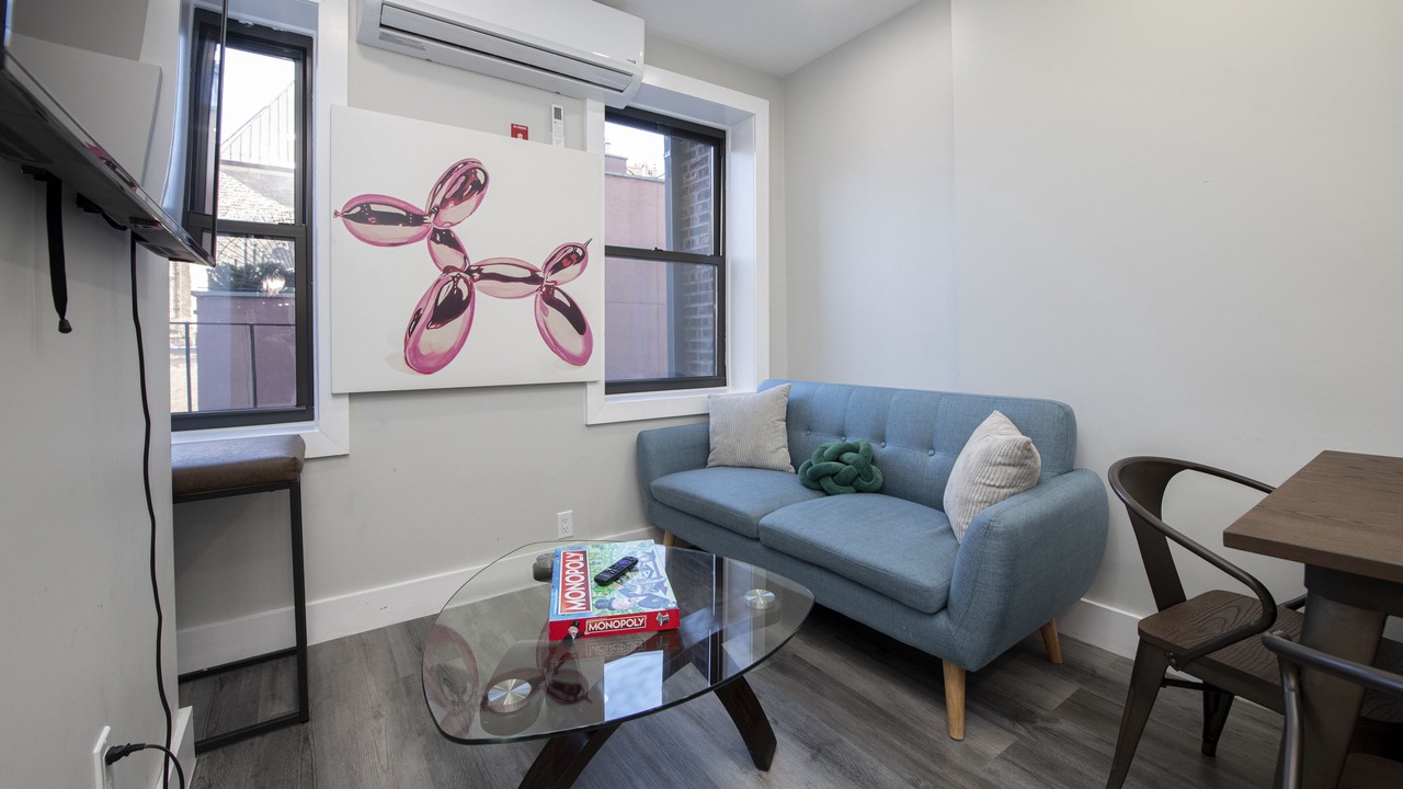 Photo of Livingroom in Central Park South