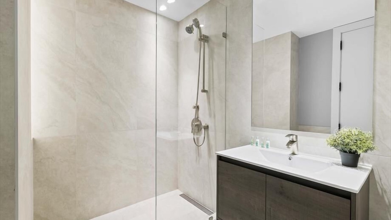 Photo of Bathroom in Port Morris