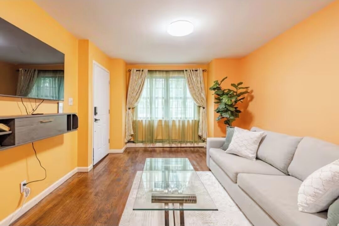 Photo of Livingroom in Bedford-Stuyvesant
