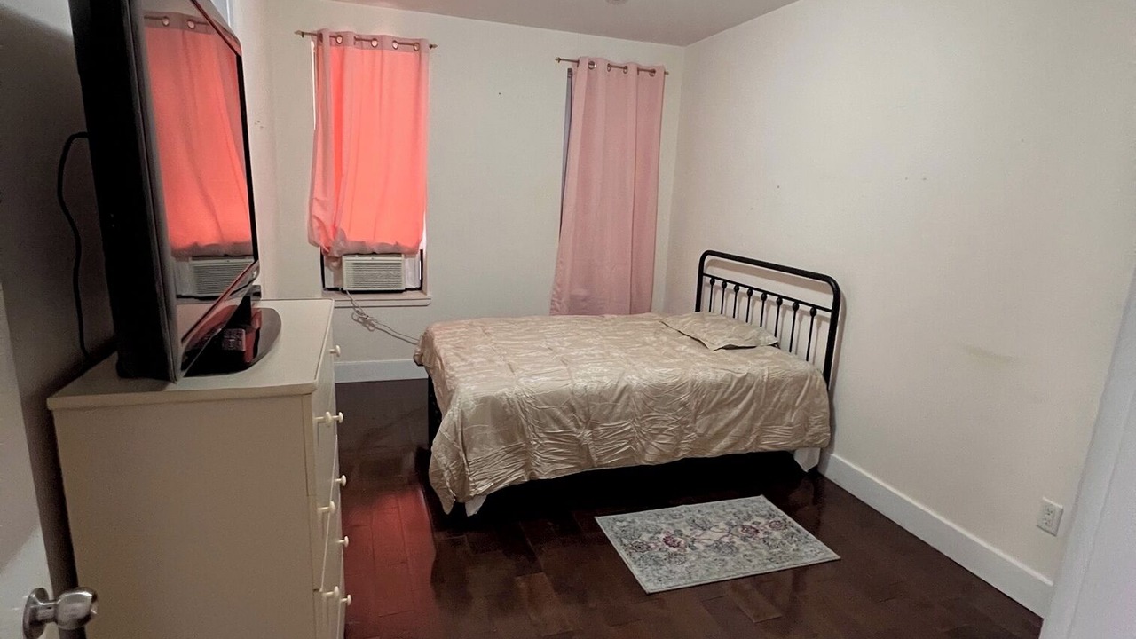 Photo of Bedroom in Washington Heights