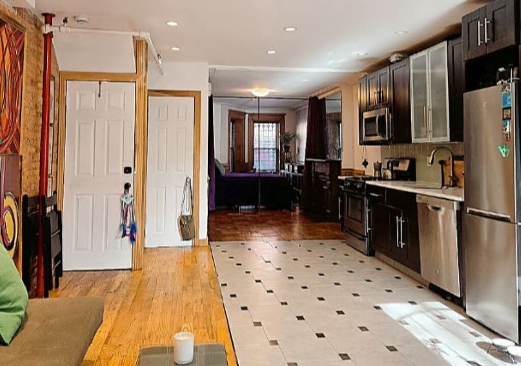 Photo of Livingroom in Bedford-Stuyvesant