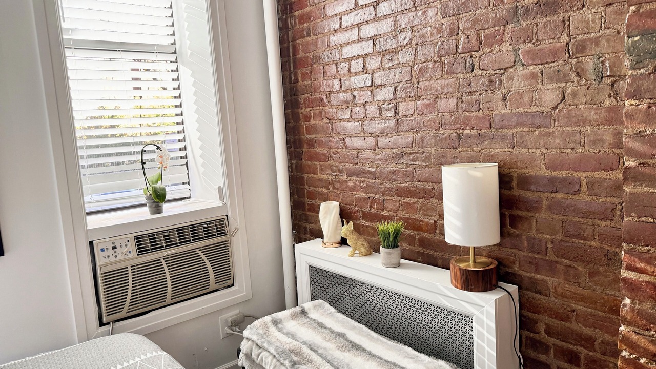 Photo of Bedroom in Uptown