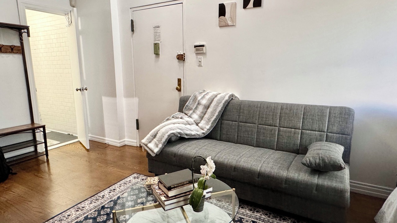 Photo of Livingroom in Uptown