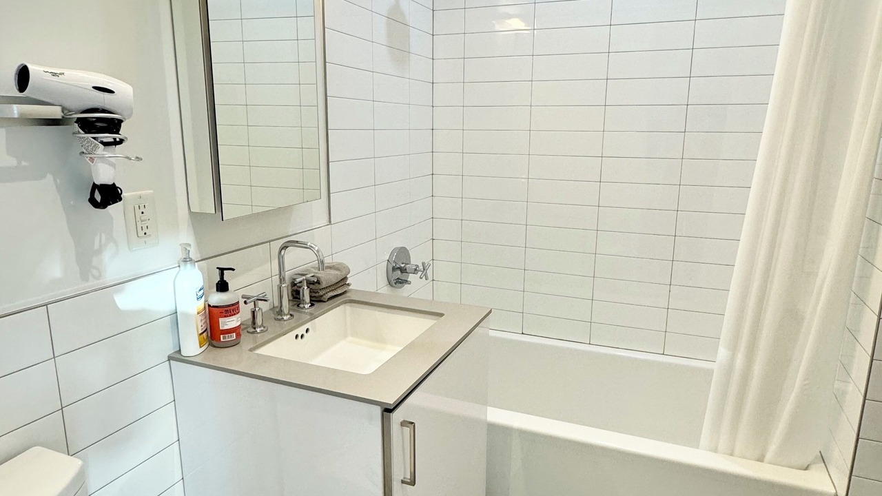 Photo of Bathroom in Hunters Point