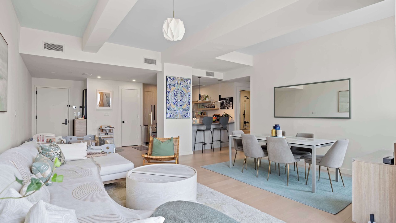 Photo of Livingroom in Greenpoint