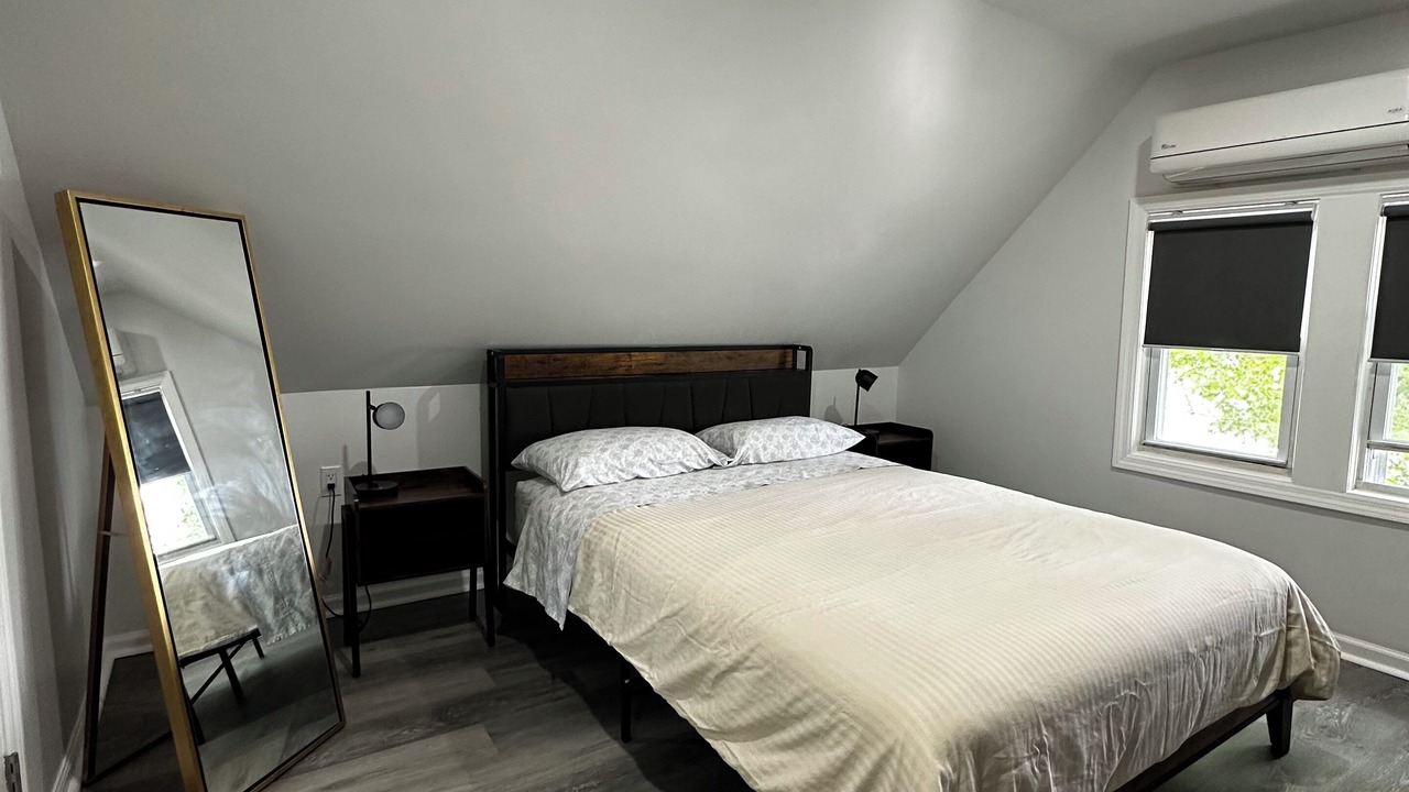 Photo of Bedroom in Queens