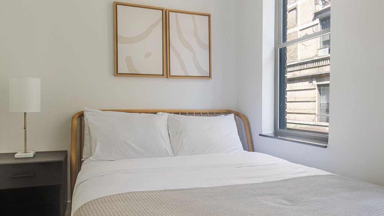 Photo of Bedroom in Chinatown