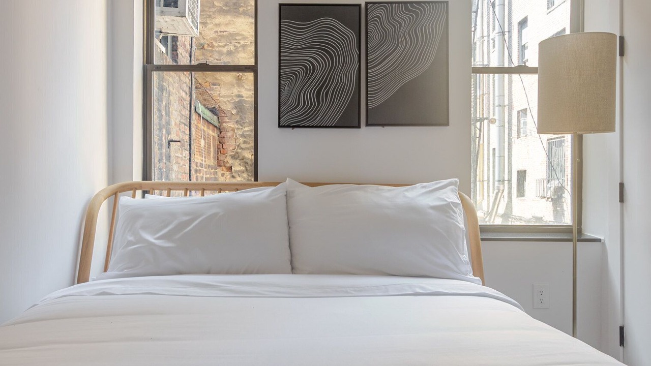 Photo of Bedroom in Chinatown