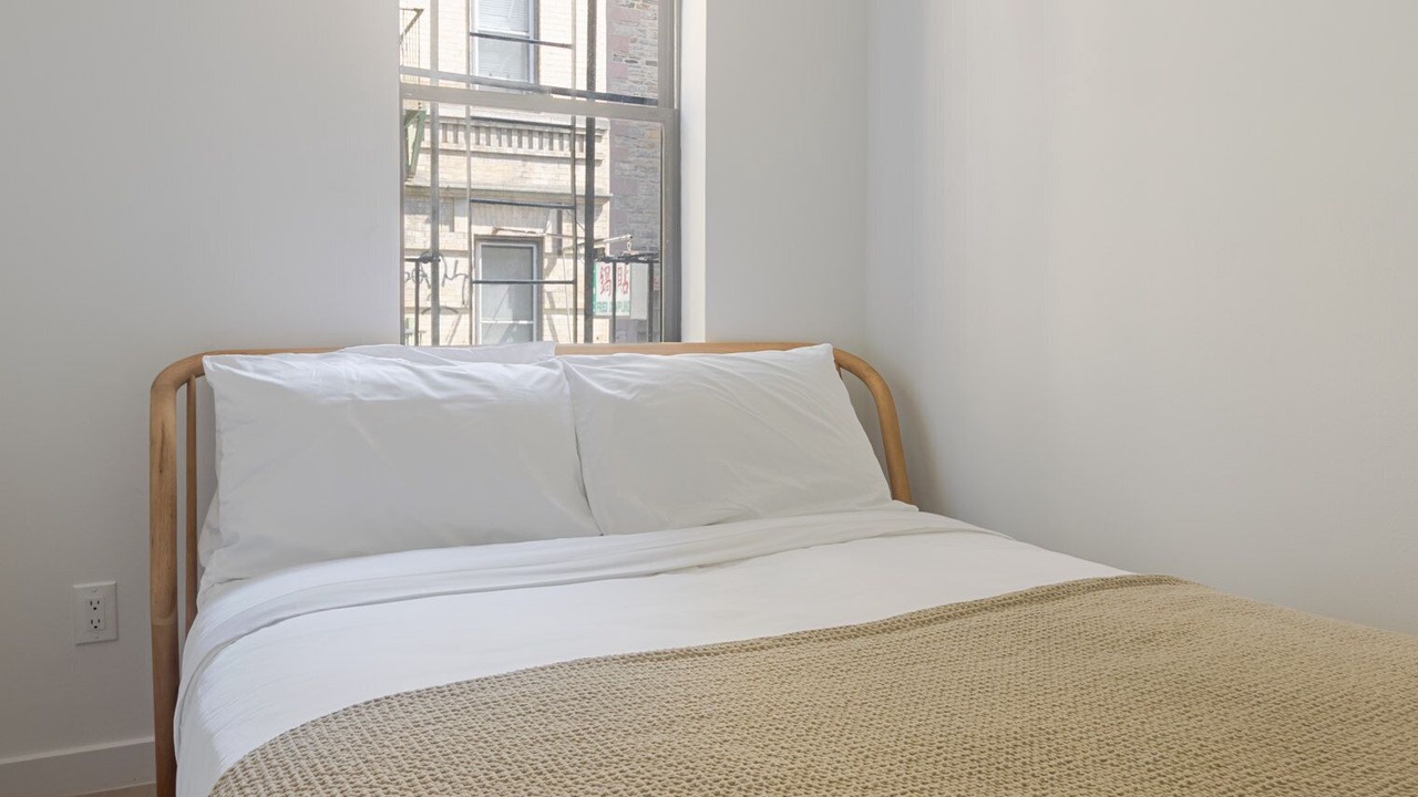 Photo of Bedroom in Chinatown