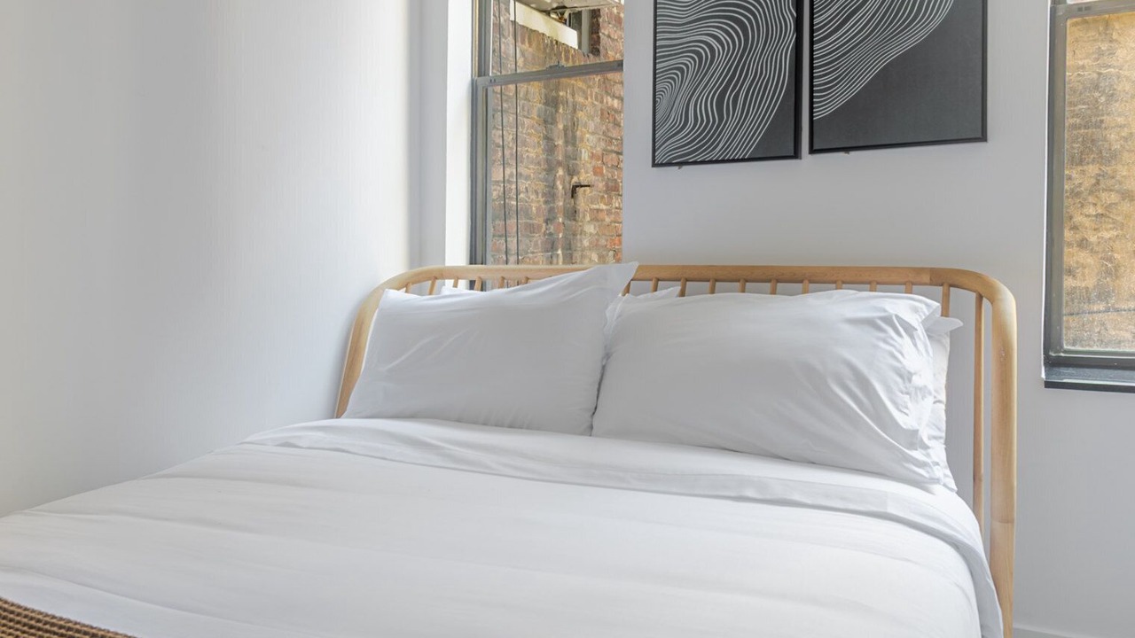 Photo of Bedroom in Chinatown