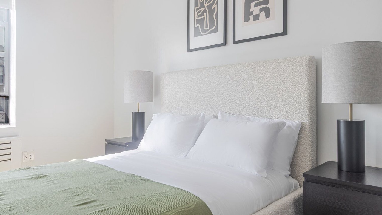 Photo of Bedroom in Bloomingdale
