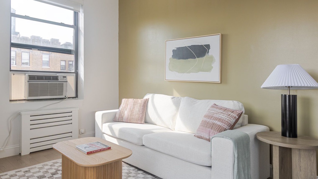 Photo of Livingroom in Bloomingdale