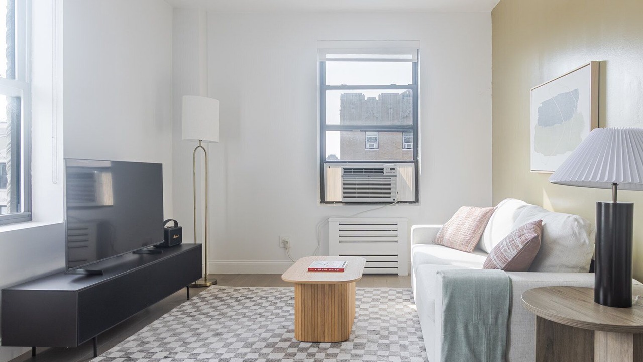 Photo of Livingroom in Bloomingdale