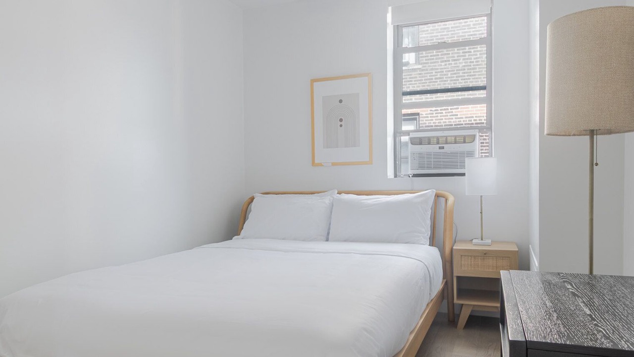 Photo of Bedroom in Bloomingdale