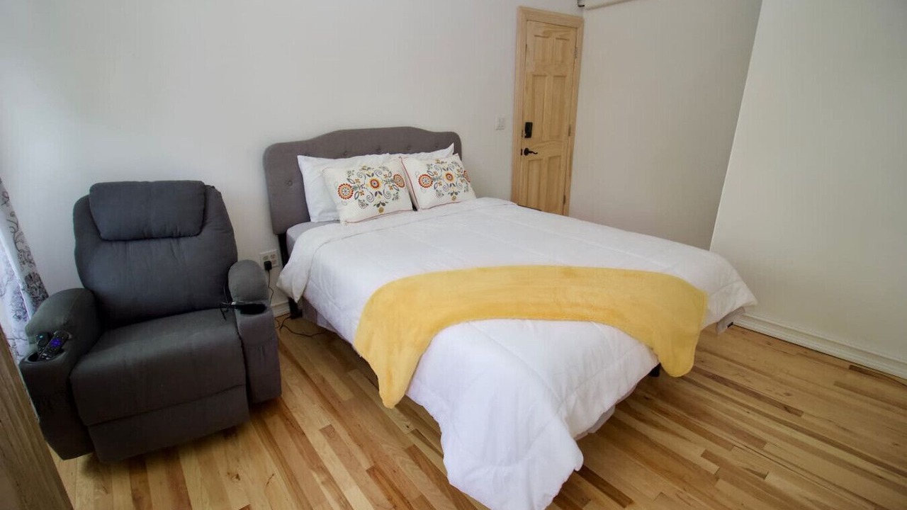Photo of Bedroom in Bedford-Stuyvesant