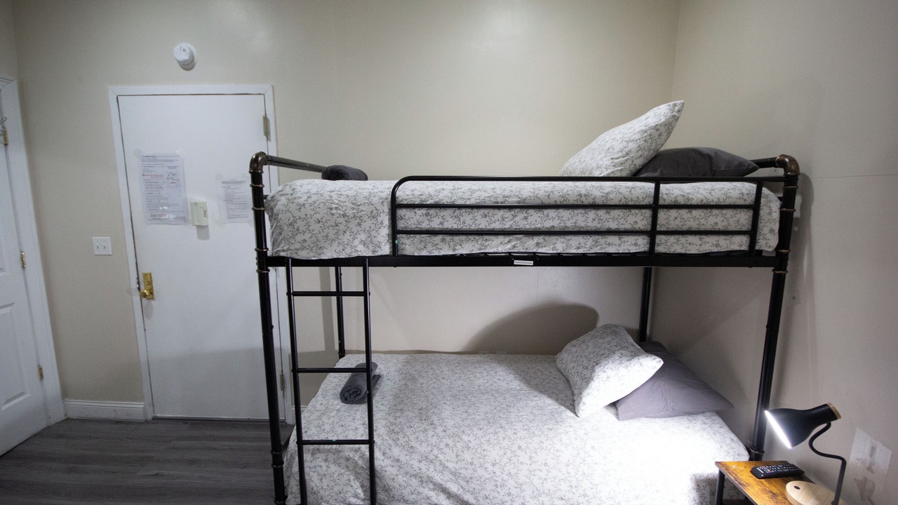 Photo of Bedroom in Koreatown