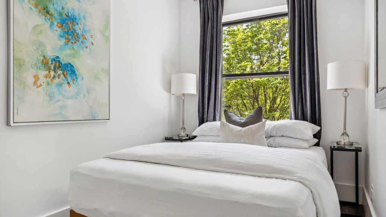 Photo of Bedroom in Hamilton Heights