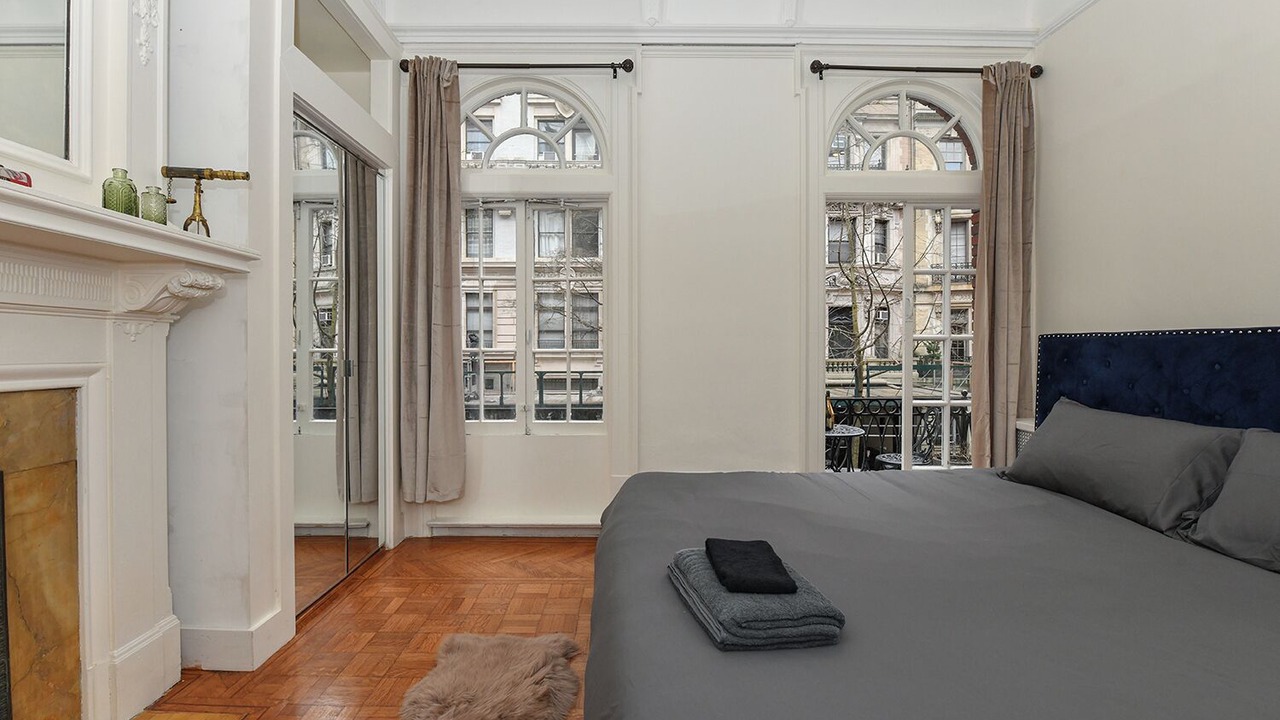 Photo of Bedroom in Central Park West