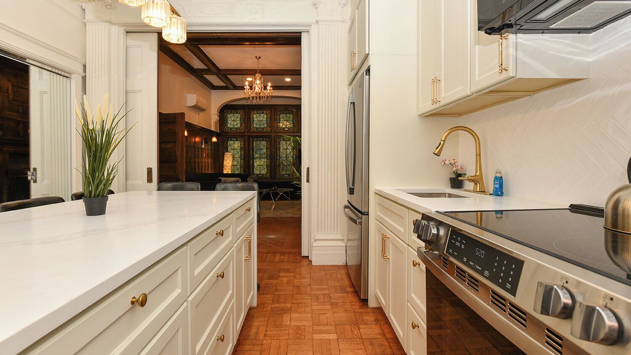 Photo of Kitchen in Central Park West