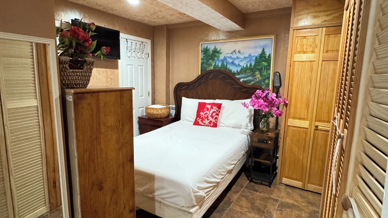 Photo of Bedroom in Queens