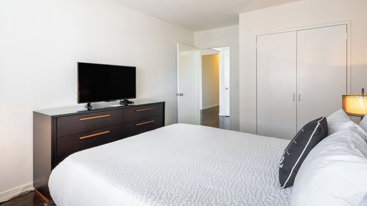 Photo of Bedroom in Sutton Place