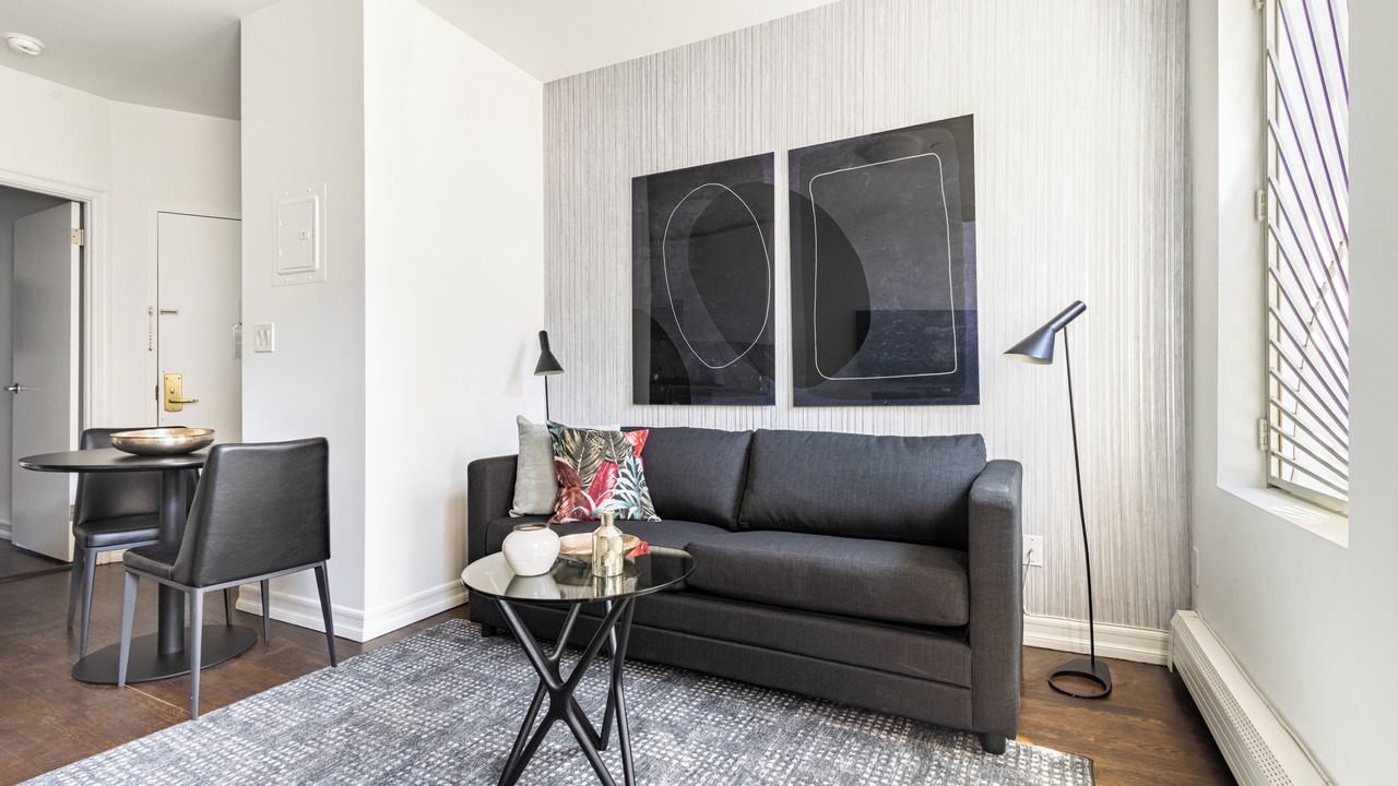 Photo of Livingroom in Upper East Side