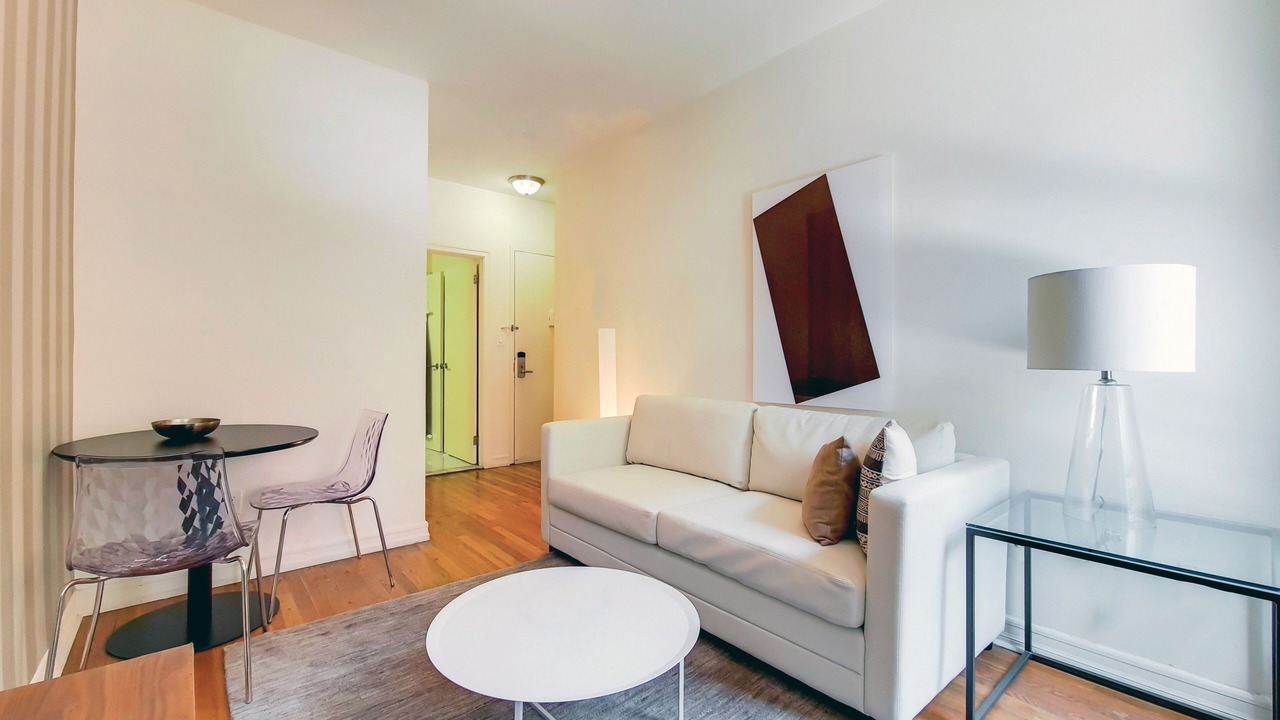 Photo of Livingroom in Upper East Side