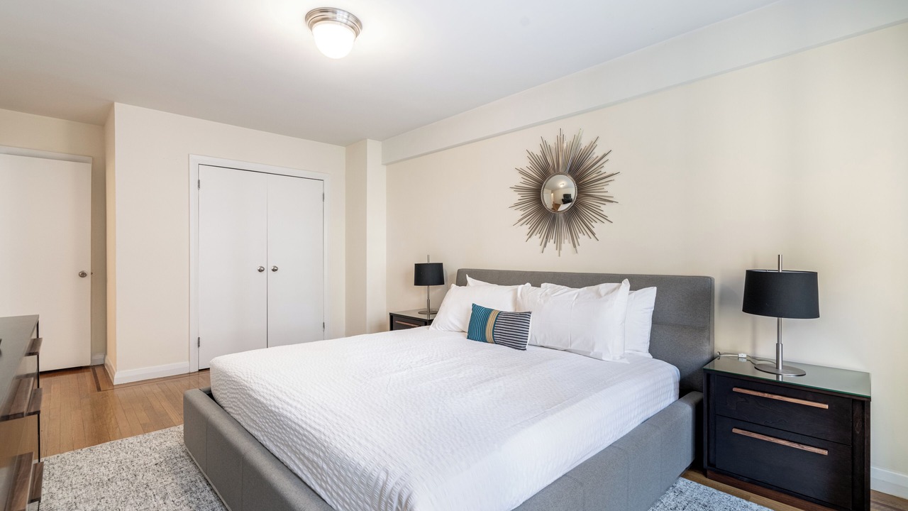 Photo of Bedroom in Midtown