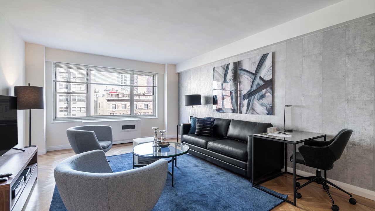 Photo of Livingroom in Midtown