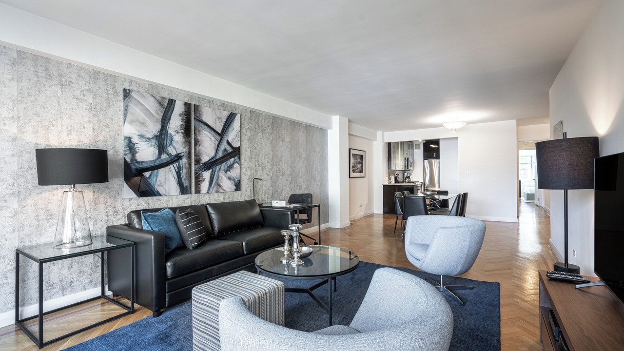 Photo of Livingroom in Midtown