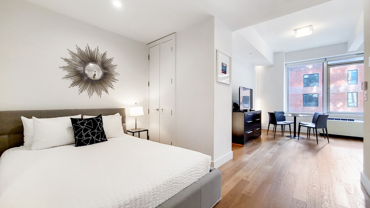 Photo of Bedroom in Financial District