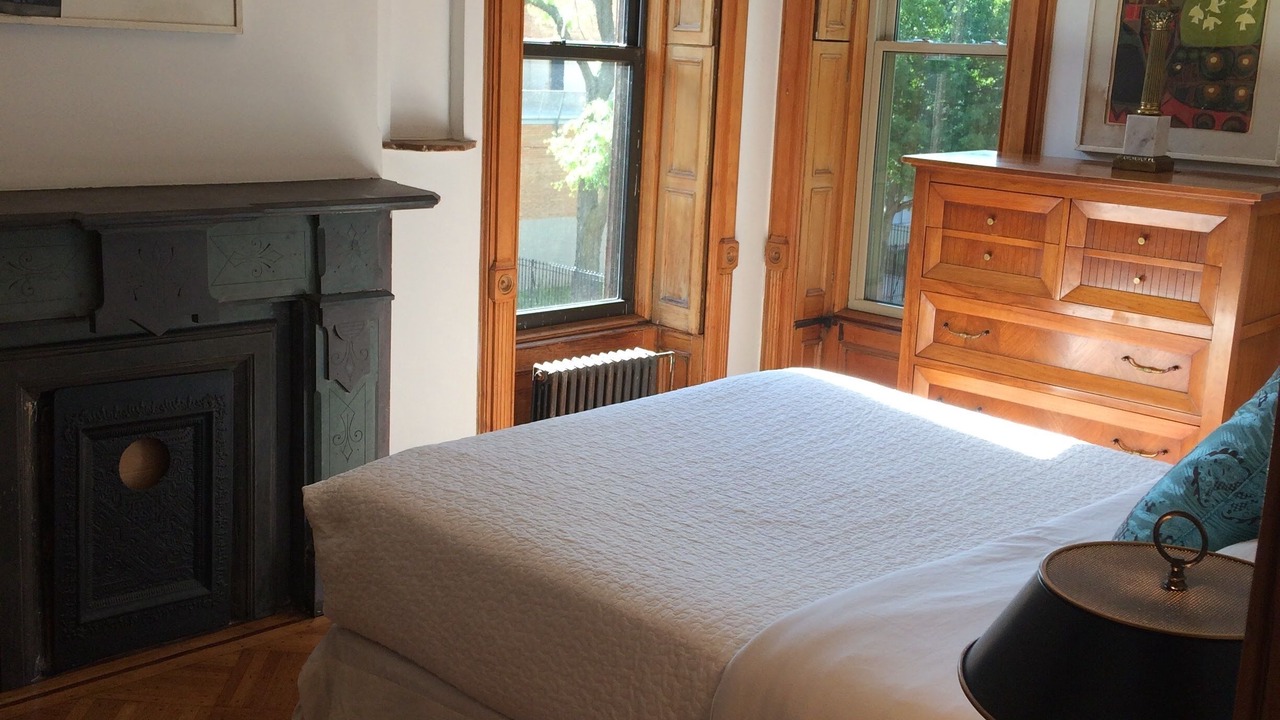 Photo of Bedroom in Bedford-Stuyvesant