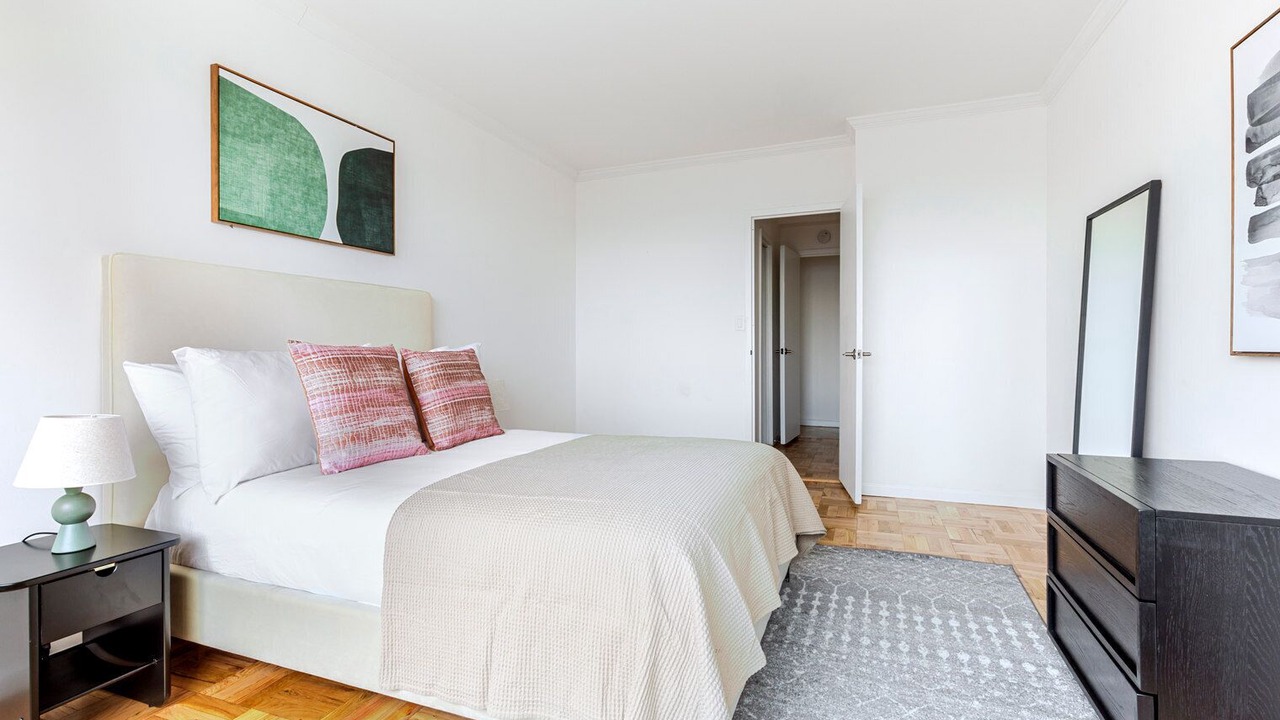 Photo of Bedroom in Uptown