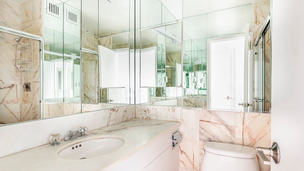 Photo of Bathroom in Uptown
