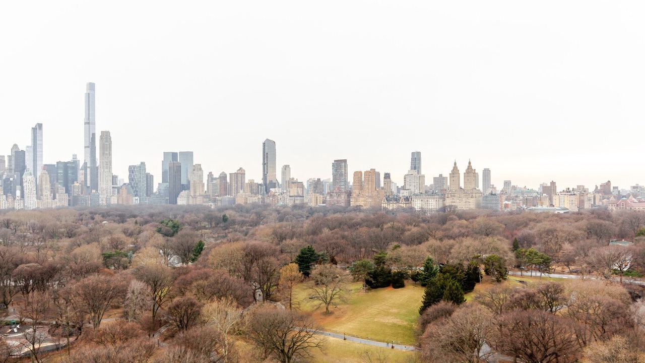 Photo of Outdoor in Uptown