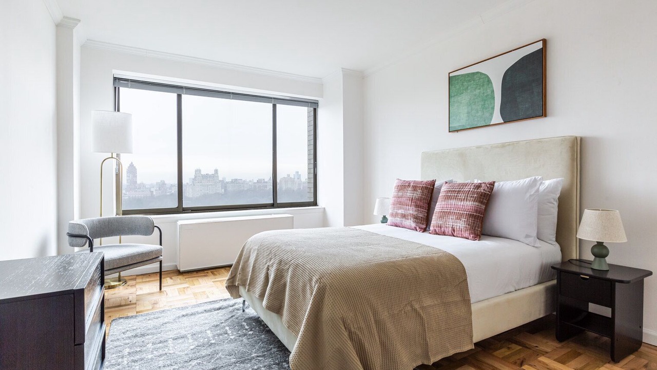 Photo of Bedroom in Uptown