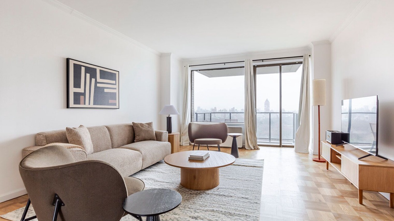Photo of Livingroom in Uptown