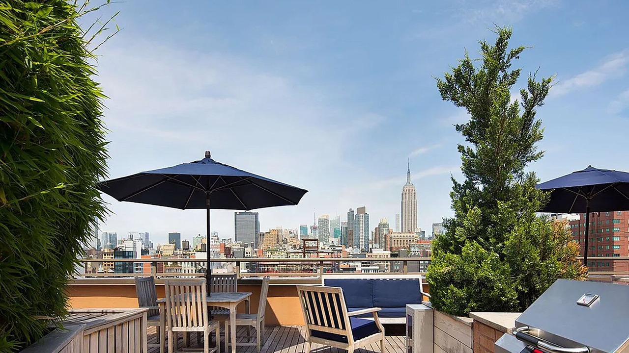 Photo of Outdoor in Union Square