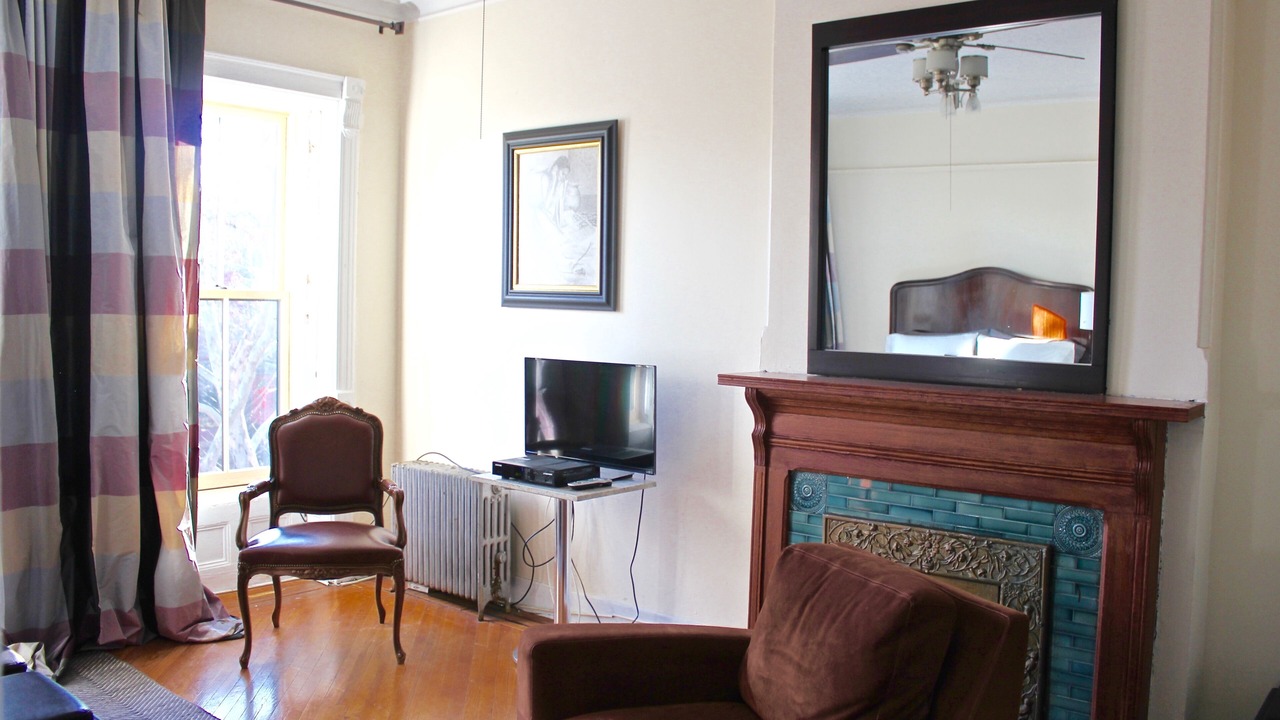 Photo of Livingroom in Bedford-Stuyvesant