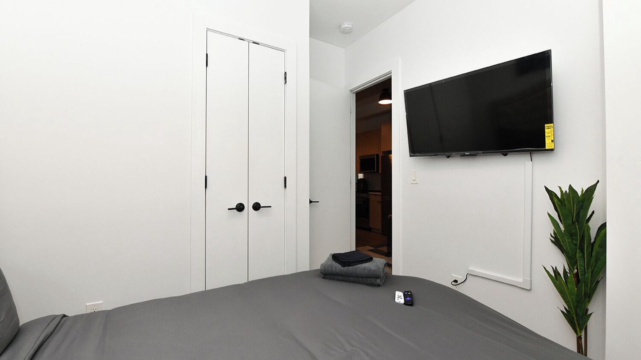 Photo of Bedroom in Midtown South