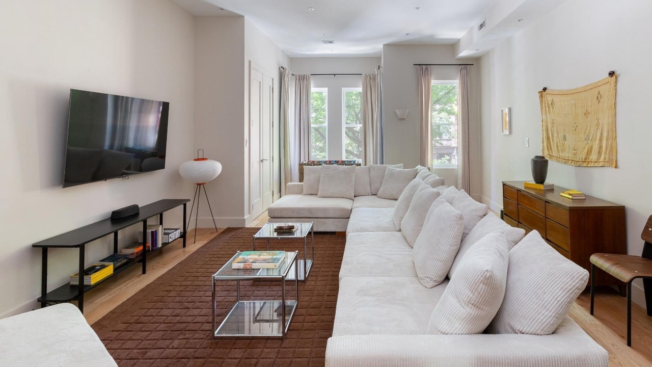 Photo of Livingroom in Upper Manhattan