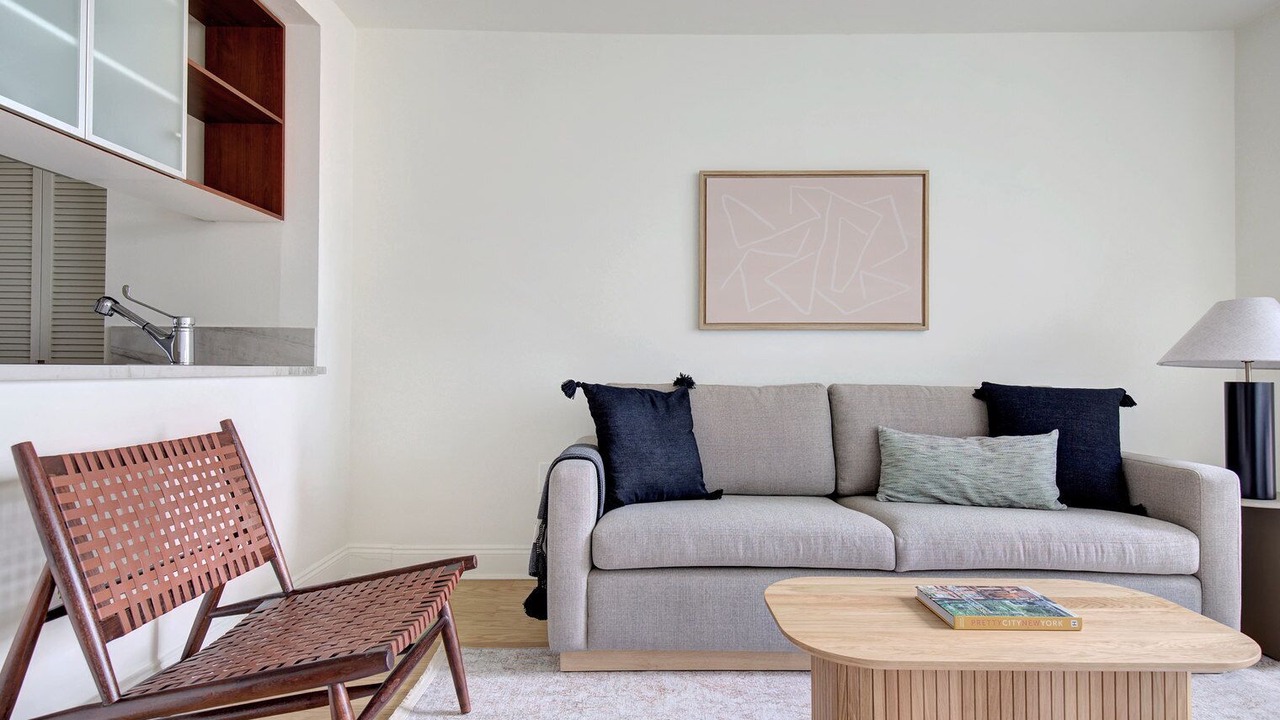 Photo of Livingroom in Upper East Side