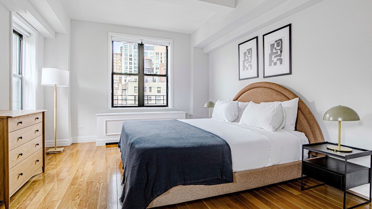 Photo of Bedroom in Lincoln Square