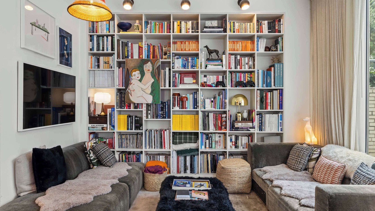 Photo of Livingroom in Financial District