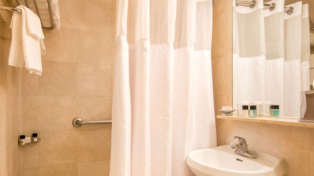 Photo of Bathroom in Lincoln Square