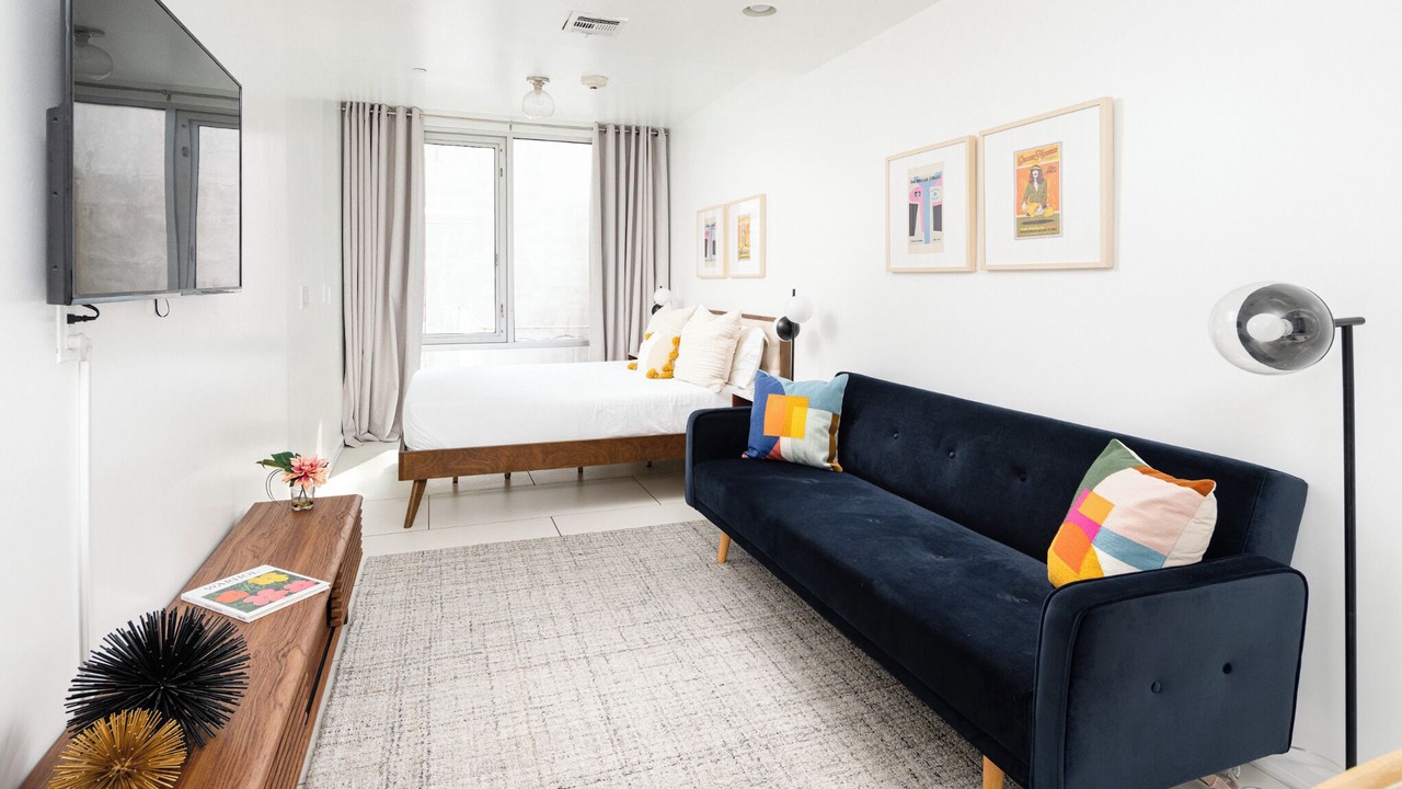 Photo of Livingroom in Turtle Bay