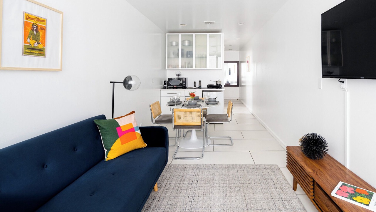 Photo of Livingroom in Turtle Bay