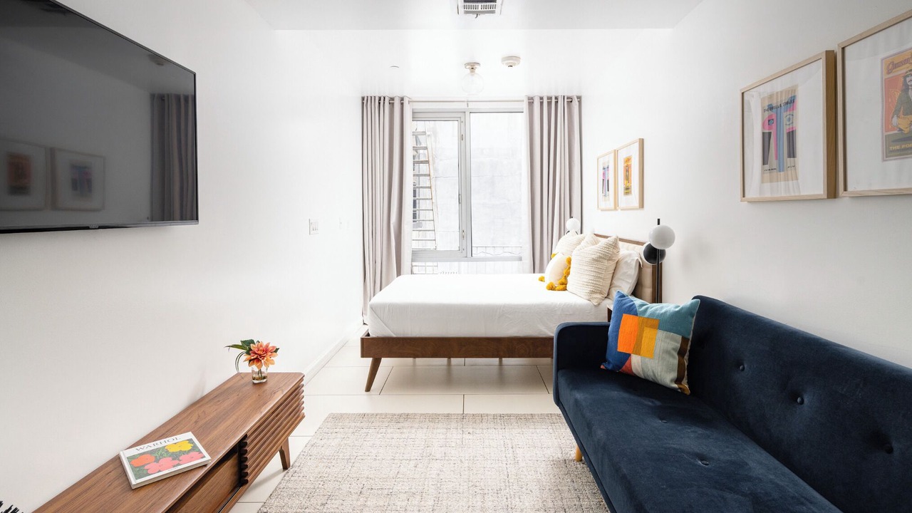 Photo of Livingroom in Turtle Bay